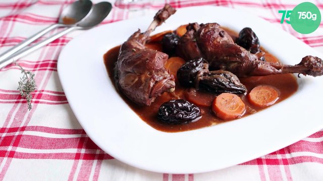 Lapin mijoté en sucré / salé aux pruneaux