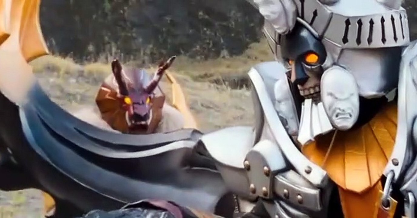 Power Rangers Dino Super Charge E015