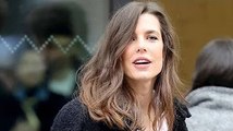 Charlotte Casiraghi en total look noir auprès de Jean Dujardin, une façon subtile pour cacher sa g