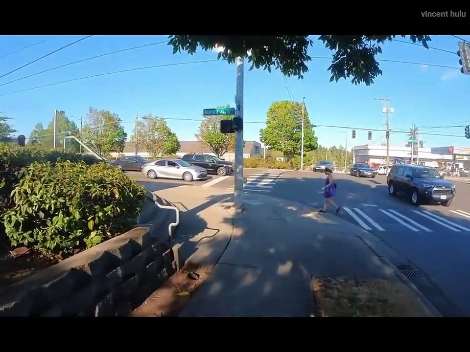 Daytime life in downtown Washington ! Aurora Avenue Seattle Uncensored ! Washington - United States of America - Part 2