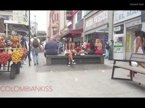 Travel around in the city of Colombia! Daytime life in downtown Colombia! the streets of Medellin without censorship! Colombia - Part 2