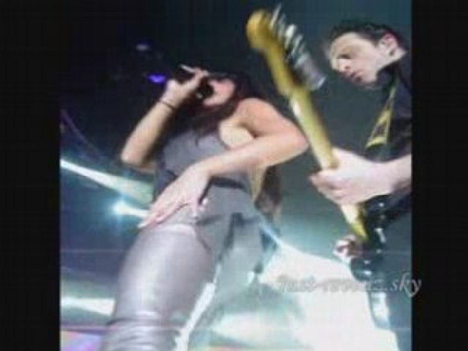 Jenifer - Touche-moi 2 [15.03.08 à Lyon]