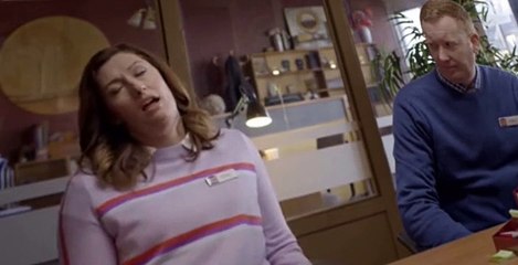 Rosehaven S03 E02