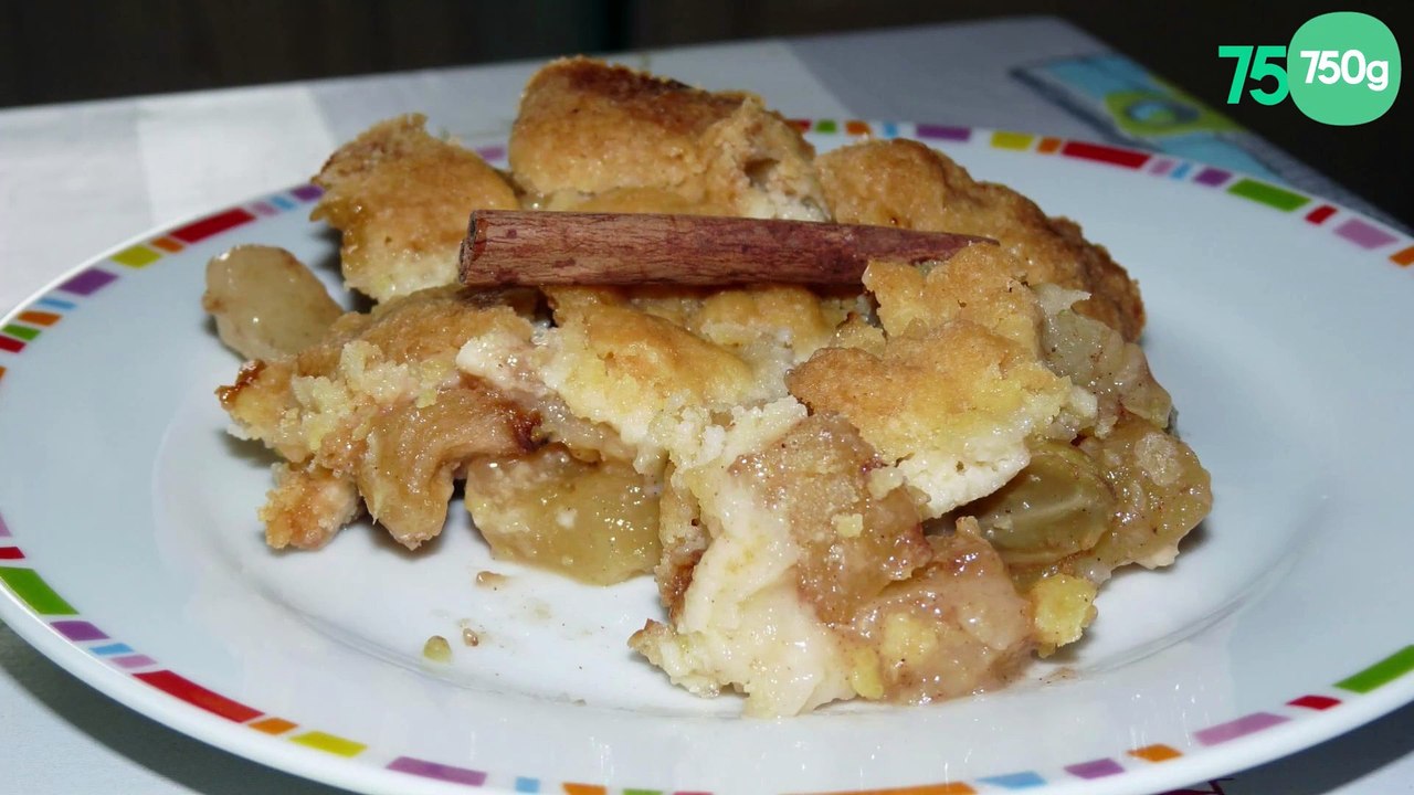 Crumble aux pommes  poires raisins