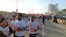 भाेर की पहली किरण के साथ दौड़ा जयपुर, महल रोड पर हजारों लोगों ने दिया स्वच्छ जयपुर का संदेश