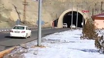 Deprem sonrası Erkenek Tüneli'nde korkutan manzara