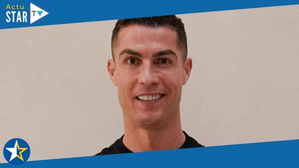 Cristiano Ronaldo : Sa fille Bella Esmeralda (9 mois) déjà très grande, rare photo à deux avec son p