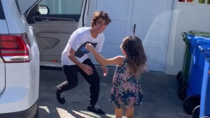 Little girl's heart jumps with excitement when big bro returns home after 3 months