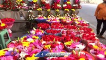Special Flower Bouquets On Eve Of Valentine's Day  _ Hyderabad _ V6 News