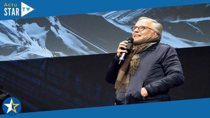 "Il n'en a plus rien à cirer" : cet immense chanteur français qui fascine Fabrice Luchini pour des r