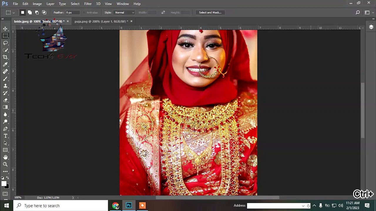 How to Swap Faces in Photoshop - Photoshop Shorts Video Tutorial