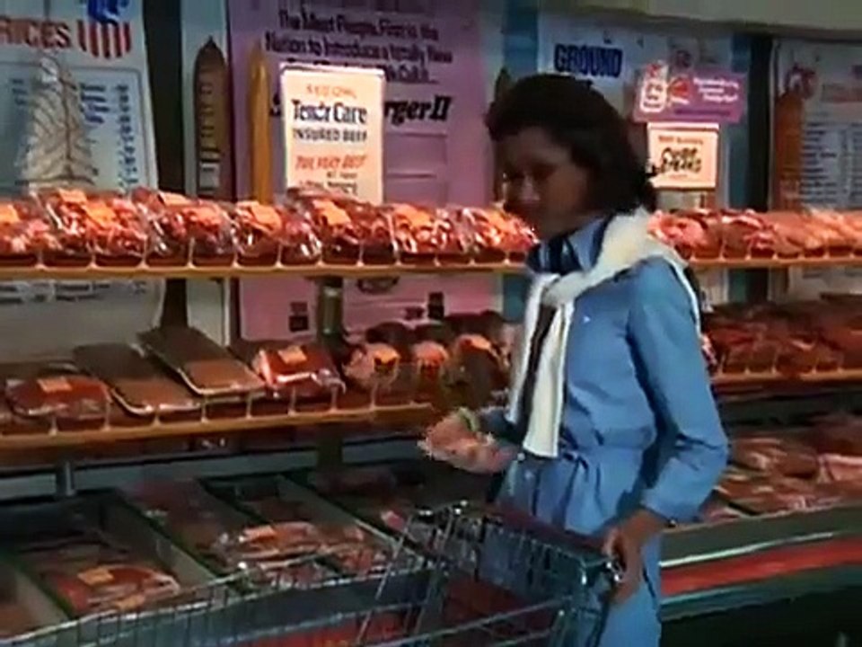 The Mary Tyler Moore Show - Se4 - Ep17 - Cottage for Sale HD Watch