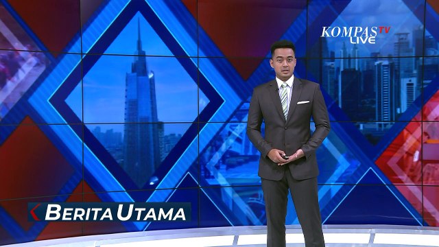 Diduga Korsleting Listrik pada Mesin, Sebuah Mobil Terbakar di Pintu Tol Jakarta Lingkar Barat