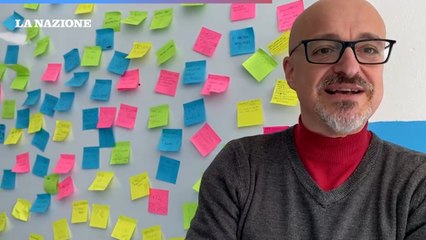San Valentino, a scuola una lavagna con post-it d'amore
