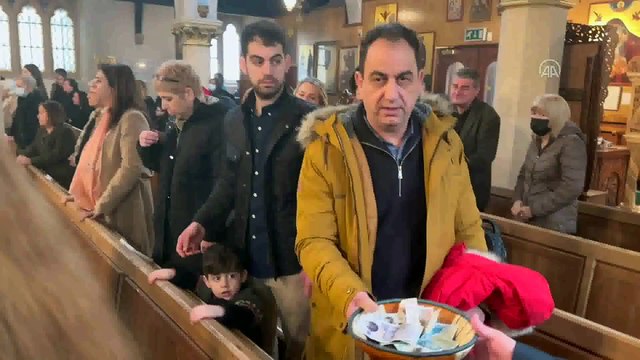 Rum Ortodoks kiliselerinde depremzedeler için bağış toplandı