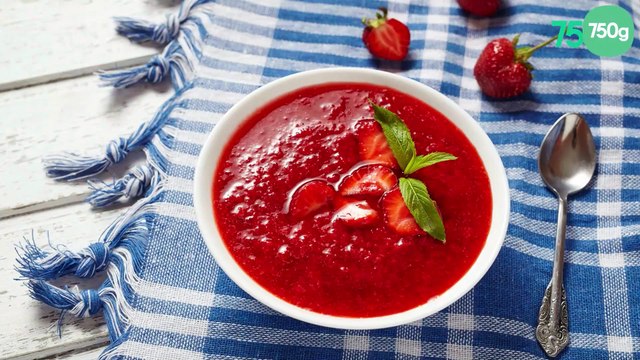 Soupe de fraises menthe gingembre