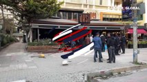Bağdat Caddesi'nde korkunç kaza! Otomobil restorana girdi