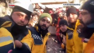 Kahramanmaraş'ta 198. Saatte Enkazdan Kurtarılan Depremzedeler: Protein Tozu İçtik -Türkiye Gazetesi