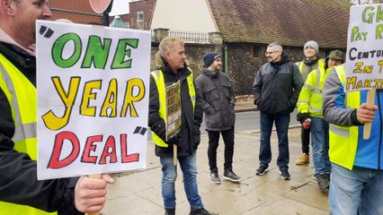 Greene King strikers in Bury St Edmunds, December 2022