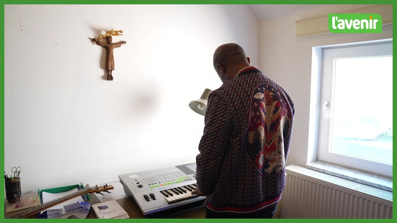 Père Aurélien, le curé aux millions de vues sur TikTok