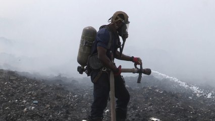 Incendio en el mayor vertedero de Panamá provoca gran nube de humo tóxico