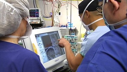 Patient thought neurosurgeon Charlie Teo was 'God' before operation, disciplinary hearing told