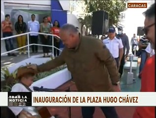 Gobierno Nacional inaugura plaza Hugo Chávez en la sede principal de la UNES