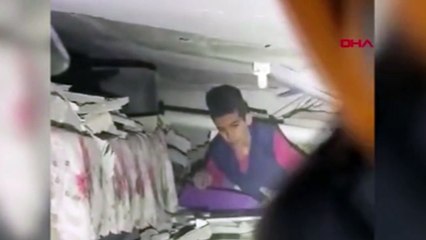 Küçük Berat’ı enkaz altından kurtaran ekipler: Bize moral oldun canımın içi