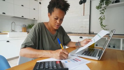 7 Small Finance Tasks You Can Do to Minimize Your Stress