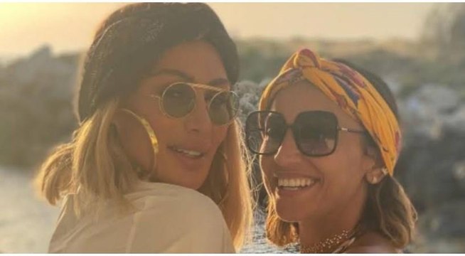 دينا الشربيني ترتدي نفس فستان مايا دياب في آخر جلسة تصوير لها