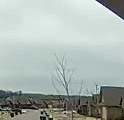 #Warning_ US military helicopter loses control and falls from the sky near Huntsville, Alabama