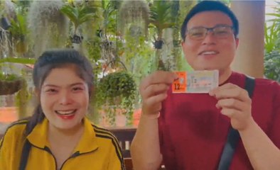 โชคหล่นทับ! พ่อกับลูกสาวเมืองอรัญฯ ถูกรางวัลที่ 1 รับเงิน 12 ล้าน