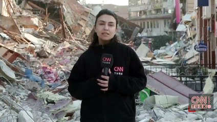 Hatay'ın simge iki caddesi enkaza döndü