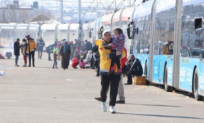 ENKAZDAN KURTULAN PARAMEDİK YARDIMA KOŞTU