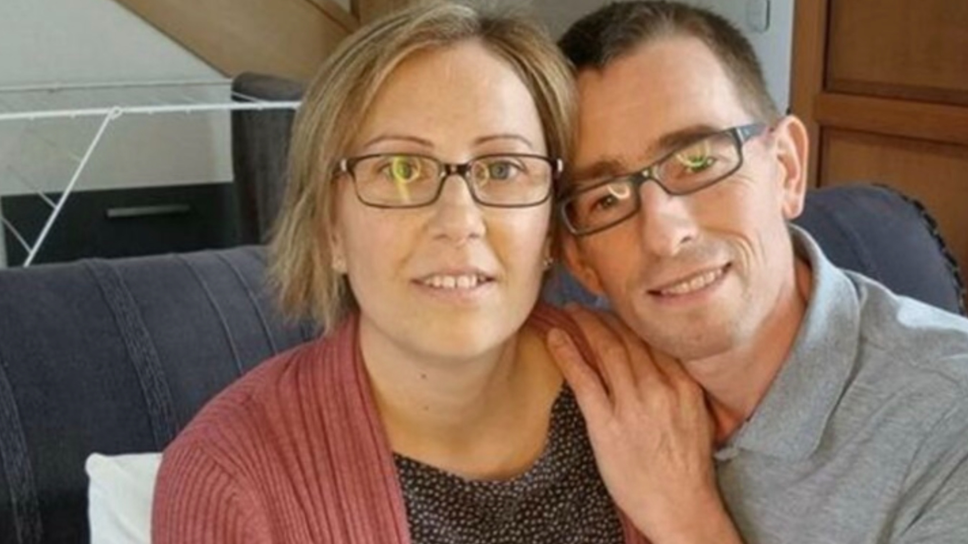 Voici - L'amour est dans le pré : Stéphanie sort du silence et déclare son  amour à Hervé avec une photo surprenante