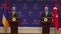 Mevlüt Çavuşoğlu, Ermenistan Dışişleri Bakanı Mirzoyan ile Görüştü: 