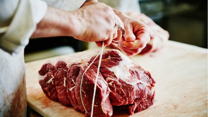 Aldi erhöht Qualität: Wird die Wurst bald teurer?