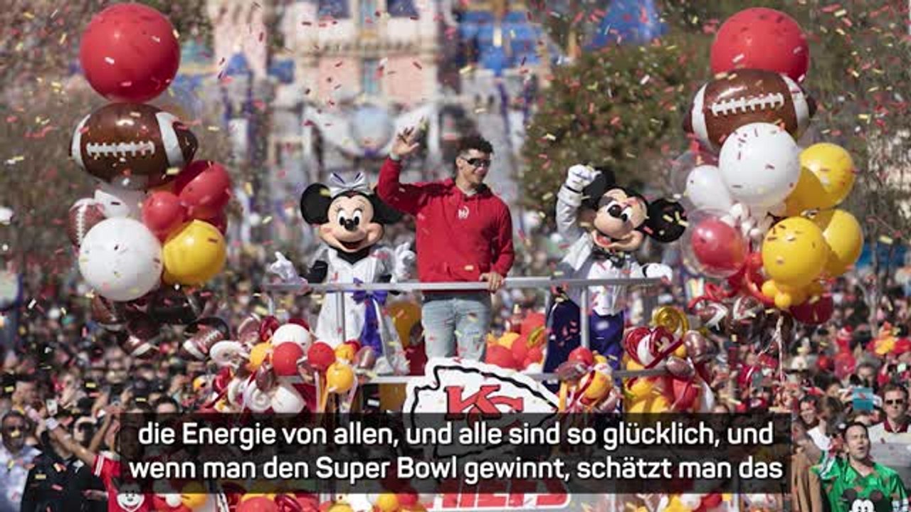 Mahomes Super Bowl-Ausflug nach Disneyland