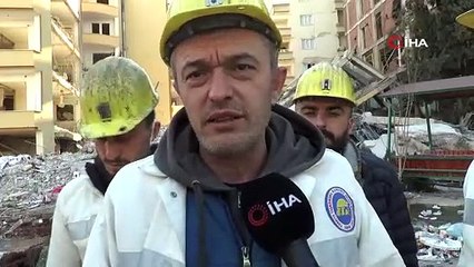 Hayatlarını hiçe saydılar! Enkaz başına önce onlar koştu