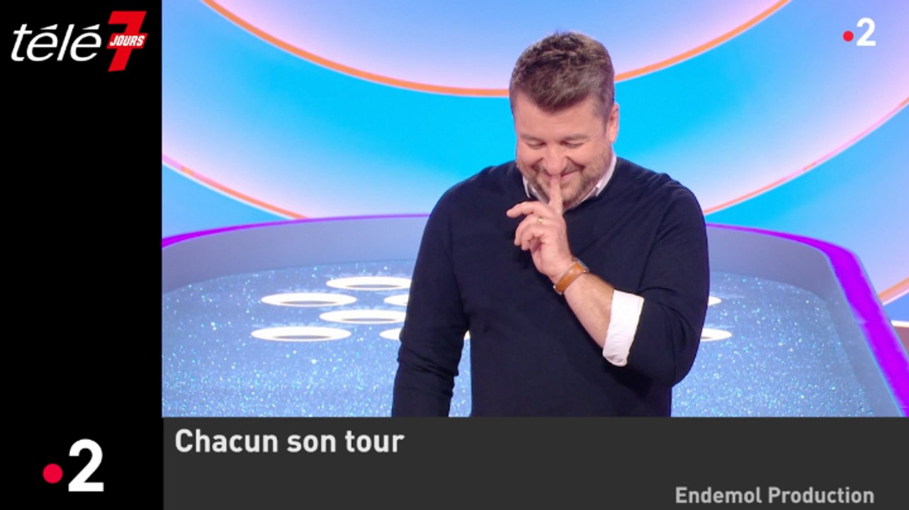 Zapping du 15/02 : le lapsus très coquin de Bruno Guillon pour la Saint-Valentin
