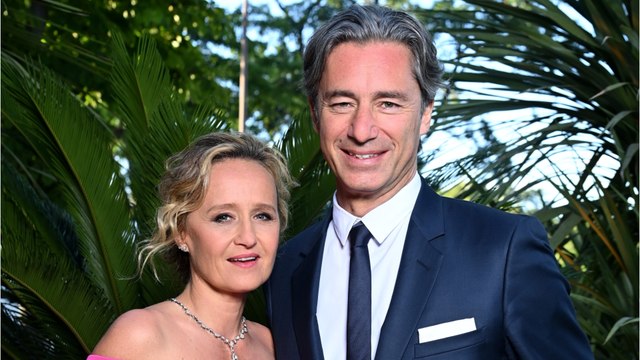 GALA VIDÉO - PHOTO - Caroline Roux aux anges : son mari Laurent Solly l’a gâtée pour la Saint-Valentin !