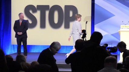 Primeira-ministra da Escócia surpreende e renuncia ao cargo