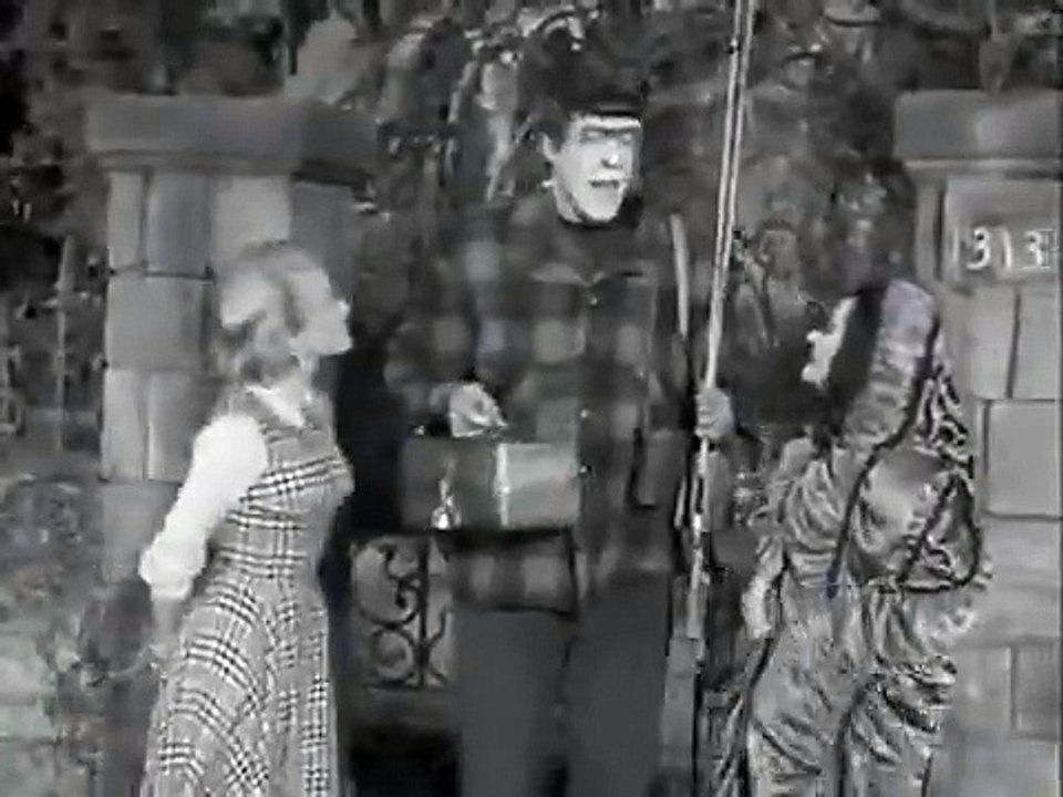 The Munsters - Se1 - Ep16 HD Watch