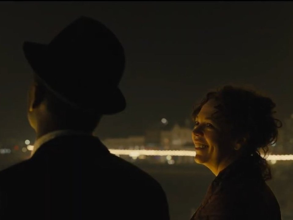"empire of light": neuer trailer zum liebesdrama mit olivia colman