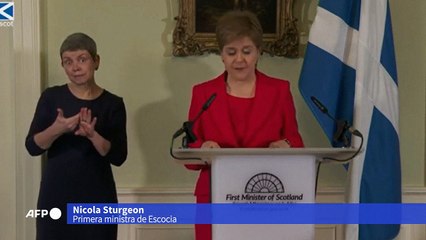 Renunció la primera ministra escocesa Nicola Sturgeon