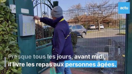 À Toulouse, les facteurs livrent les repas aux séniors