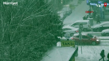 Van'da kar yağışı ve sis