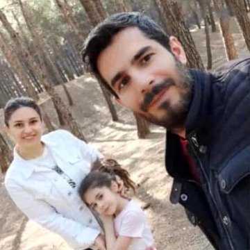 Kahramanmaraş'ta enkaz altında kalan kuzeninin ailesi için yetkililerden yardım istedi