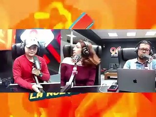 ¡Por andar sin ropa interior! Descuidada locutora de radio muestra "más de la cuenta" EN VIVO (VIDEO)