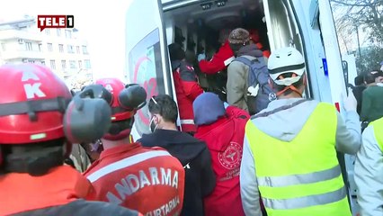 228. saatte anne ve iki çocuğunu kurtaran ekipler: Hala canlılar var tahliye düşünüyorlar